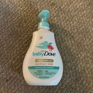 Baby dove sensitive skin care